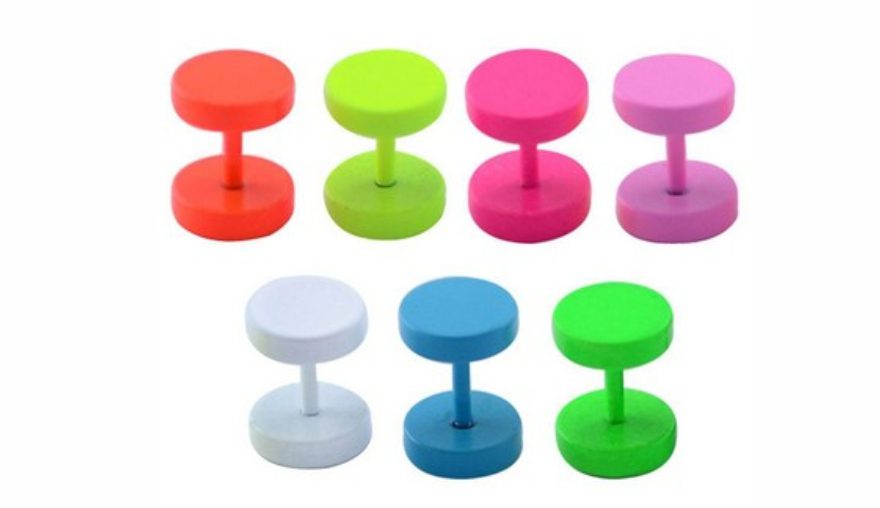 Modelos de Brincos Masculinos - falso alargador colorido